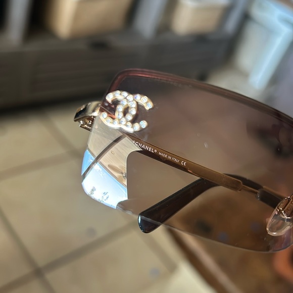 Chanel Swarovski crystal logo square sunglasses - Picture 13 of 16